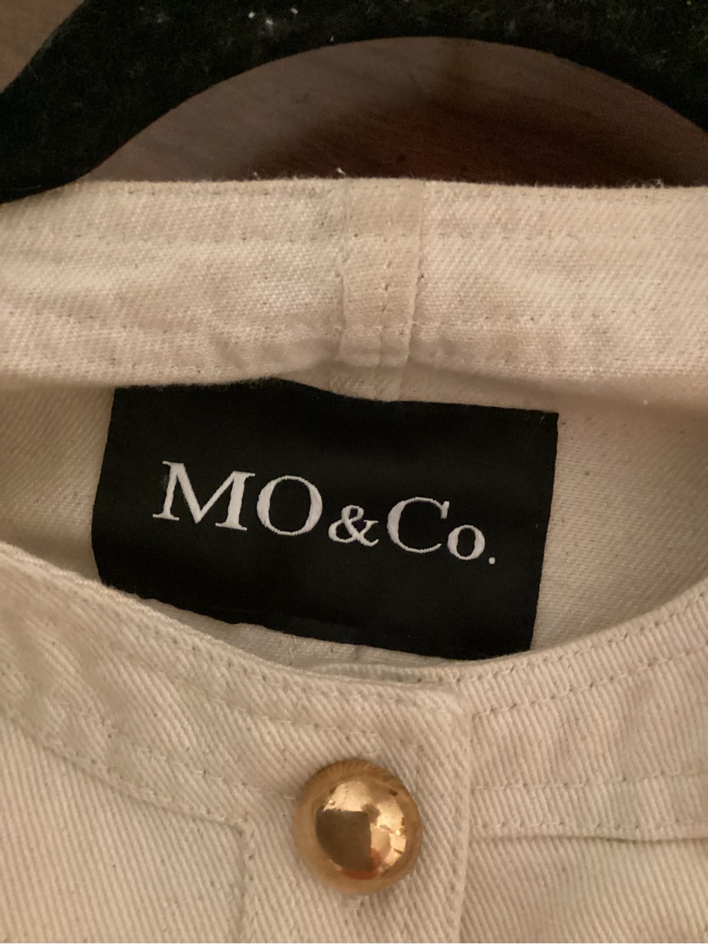 Mo & Co Short Cropped Frayed Hem Denim Jacket With Gold Large Button Sz S — image 6 of 8